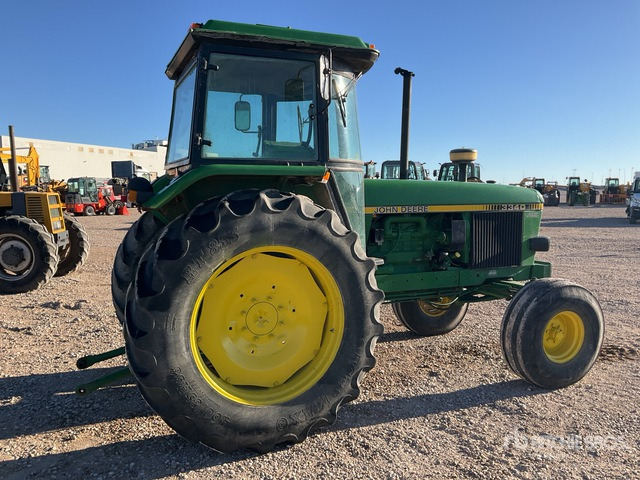 1983 John Deere 3340 2WD Tractor - Tractor: foto 4 1983 John Deere 3340 2WD Tractor - Tractor: foto 4