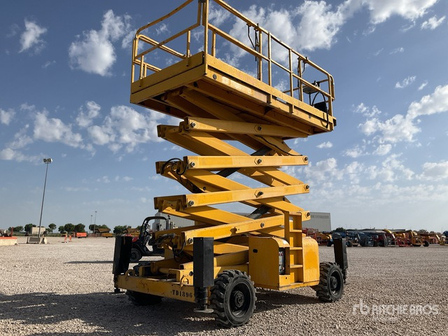 2004 Haulotte H18SX 4x4 Diesel Scissor Lift - Plataforma de tijeras: foto 3 2004 Haulotte H18SX 4x4 Diesel Scissor Lift - Plataforma de tijeras: foto 3