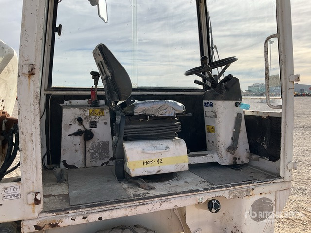 2015 Fiori BF03S 4x4 Self-Loading All Terrain Mixer - Camión hormigonera: foto 4 2015 Fiori BF03S 4x4 Self-Loading All Terrain Mixer - Camión hormigonera: foto 4