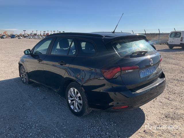 2018 Fiat Tipo Automobile - Coche: foto 2 2018 Fiat Tipo Automobile - Coche: foto 2