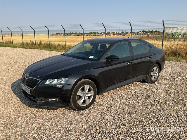 2018 Skoda Superb Automobile - Coche: foto 2 2018 Skoda Superb Automobile - Coche: foto 2