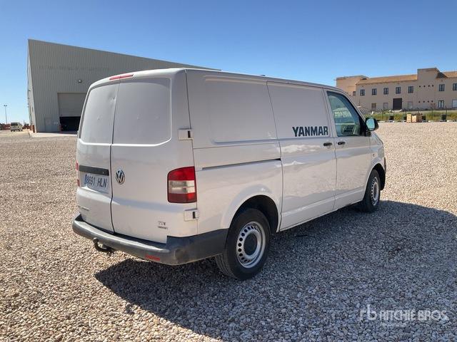 2012 Volkswagen Transporter TDI Motion Cargo Van - Furgoneta: foto 2 2012 Volkswagen Transporter TDI Motion Cargo Van - Furgoneta: foto 2