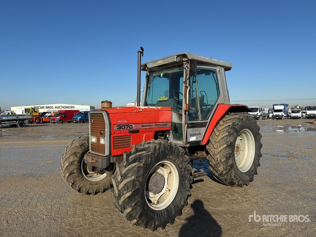 1995 Massey Ferguson 3070 (Inoperable) 4WD Tractor - Tractor: foto 2 1995 Massey Ferguson 3070 (Inoperable) 4WD Tractor - Tractor: foto 2