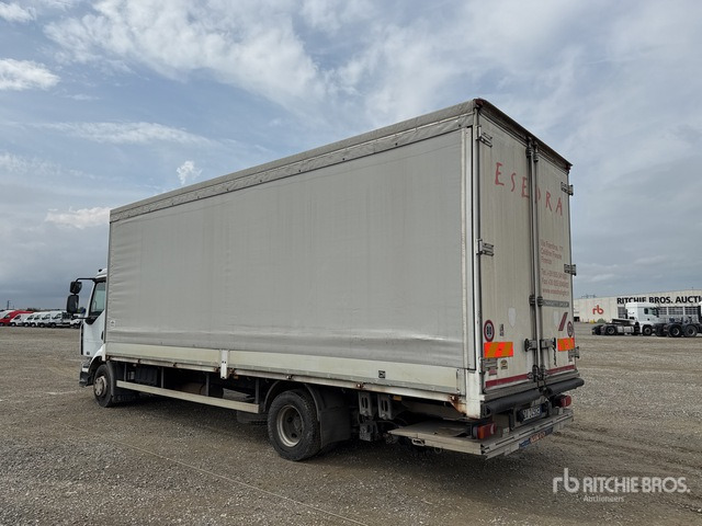 2006 Renault Midlum 220DCI 4x2 Curtain Side Truck - Camión lona: foto 3 2006 Renault Midlum 220DCI 4x2 Curtain Side Truck - Camión lona: foto 3