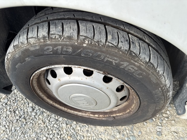 2009 Fiat Scudo Autocarro furgonato - Furgoneta pequeña: foto 5 2009 Fiat Scudo Autocarro furgonato - Furgoneta pequeña: foto 5