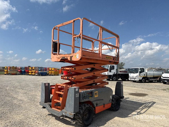 2012 Haulotte Compact12DX Piattaforma aerea verticale - Plataforma de tijeras: foto 4 2012 Haulotte Compact12DX Piattaforma aerea verticale - Plataforma de tijeras: foto 4