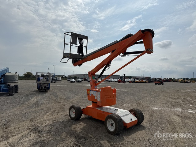 2013 Nifty-Lift HR12NE Electric Articulating Boom Lift - Plataforma articulada: foto 4 2013 Nifty-Lift HR12NE Electric Articulating Boom Lift - Plataforma articulada: foto 4