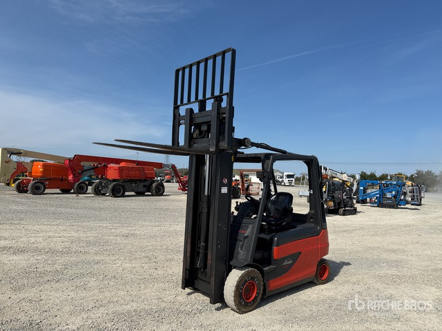 2014 Linde E30L-01 3000 kg Electric Forklift - Carretilla elevadora eléctrica: foto 2 2014 Linde E30L-01 3000 kg Electric Forklift - Carretilla elevadora eléctrica: foto 2