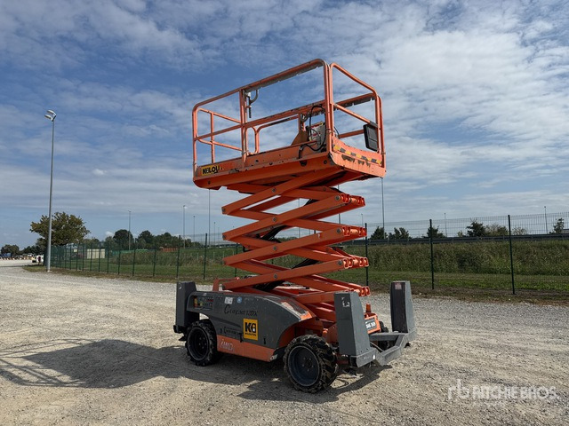 2015 Haulotte Compact12DX Diesel Scissor Lift - Plataforma de tijeras: foto 2 2015 Haulotte Compact12DX Diesel Scissor Lift - Plataforma de tijeras: foto 2