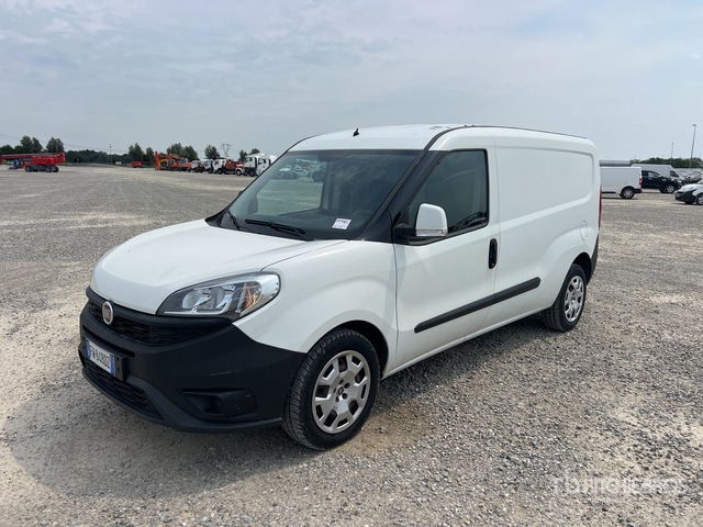 2019 Fiat Doblo Cargo Autocarro furgonato - Furgoneta pequeña: foto 2 2019 Fiat Doblo Cargo Autocarro furgonato - Furgoneta pequeña: foto 2