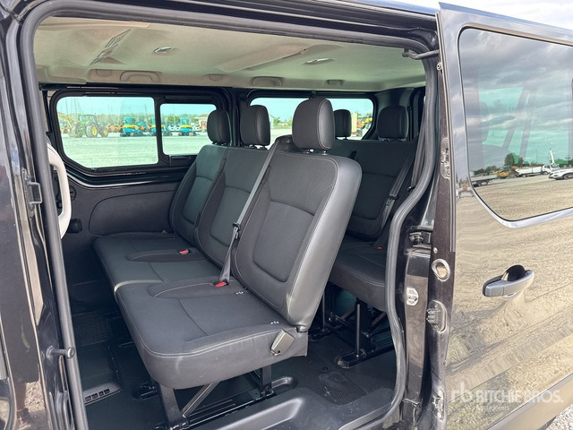 2020 Renault Trafic 9-Seat Long Version Bus - Minibús, Furgoneta de pasajeros: foto 5 2020 Renault Trafic 9-Seat Long Version Bus - Minibús, Furgoneta de pasajeros: foto 5
