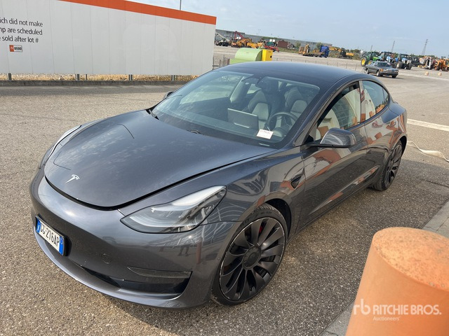 2021 Tesla Model 3 3 PERFORMANCE DUAL MOTOR 4WD Automobile - Coche: foto 2 2021 Tesla Model 3 3 PERFORMANCE DUAL MOTOR 4WD Automobile - Coche: foto 2
