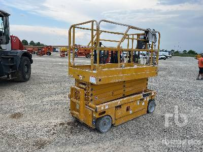 HAULOTTE COMPACT12 Electric (Inoperable) - Plataforma de tijeras: foto 4 HAULOTTE COMPACT12 Electric (Inoperable) - Plataforma de tijeras: foto 4