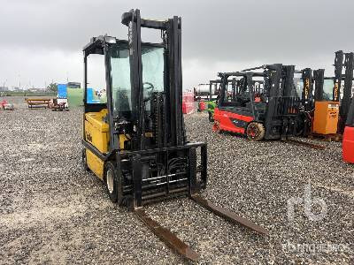 YALE ERP30ALF 3000 kg (Inoperable) - Carretilla elevadora eléctrica: foto 5 YALE ERP30ALF 3000 kg (Inoperable) - Carretilla elevadora eléctrica: foto 5
