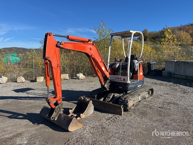 2010 Kubota U25-3 Mini-Pelle Mini Excavator: <6.6t - Miniexcavadora: foto 2 2010 Kubota U25-3 Mini-Pelle Mini Excavator: <6.6t - Miniexcavadora: foto 2