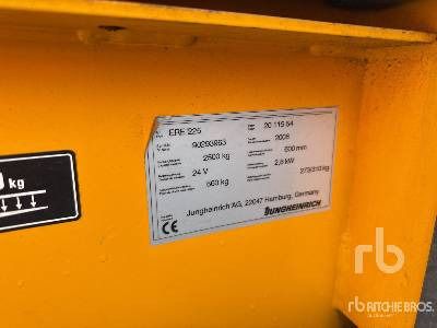 JUNGHEINRICH ERE225 2500 kg Electric Transpalette E ... - Transpaleta: foto 5 JUNGHEINRICH ERE225 2500 kg Electric Transpalette E ... - Transpaleta: foto 5