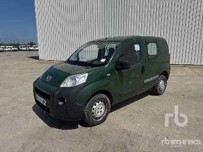 PEUGEOT BIPPER Vehicule Utilitaire - Furgón: foto 1 PEUGEOT BIPPER Vehicule Utilitaire - Furgón: foto 1