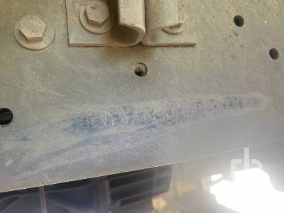 RENAULT KERAX 420 DCI 8x4 Camion Bi-Benne - Camión volquete: foto 2 RENAULT KERAX 420 DCI 8x4 Camion Bi-Benne - Camión volquete: foto 2