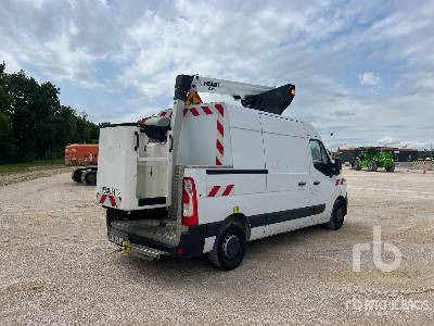 RENAULT MASTER 2021 Versalift VTL120C EVO 9 m ... - Camión con plataforma elevadora: foto 4 RENAULT MASTER 2021 Versalift VTL120C EVO 9 m ... - Camión con plataforma elevadora: foto 4