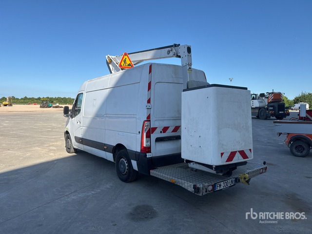 Renault Master Camion ? godets - Camión con plataforma elevadora: foto 3 Renault Master Camion ? godets - Camión con plataforma elevadora: foto 3