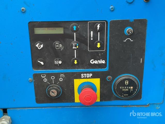 2007 Genie GS-5390 4x4 Diesel Scissor Lift - Plataforma de tijeras: foto 5 2007 Genie GS-5390 4x4 Diesel Scissor Lift - Plataforma de tijeras: foto 5