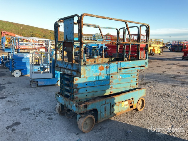 2011 Genie GS3246 2011 Genie GS3246 Scissor Lift Scissor Lift - Plataforma de tijeras: foto 4 2011 Genie GS3246 2011 Genie GS3246 Scissor Lift Scissor Lift - Plataforma de tijeras: foto 4