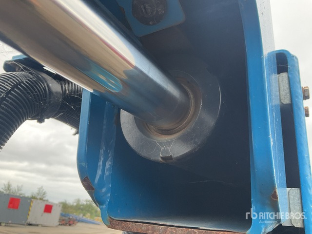 2015 Genie Z34/22 4WD Diesel Articulating Boom Lift - Plataforma articulada: foto 5 2015 Genie Z34/22 4WD Diesel Articulating Boom Lift - Plataforma articulada: foto 5