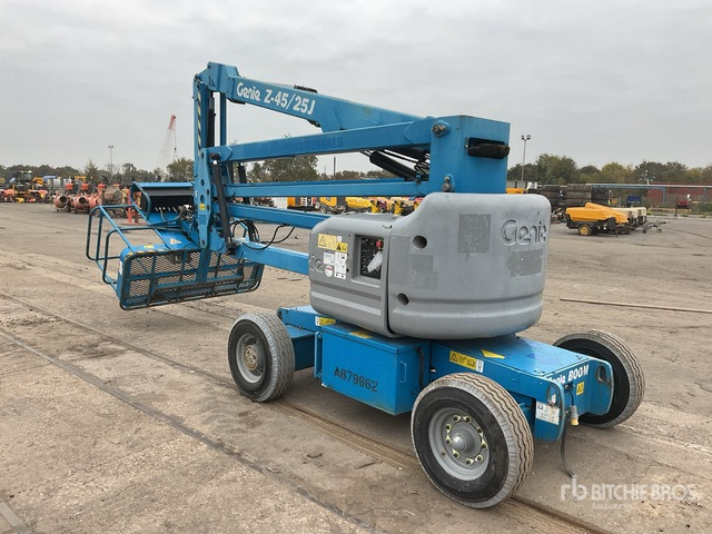 2015 Genie Z45/25J 2015 Genie Z45/25 Articulating Boom Lift Articulating Boom Lift - Plataforma articulada: foto 4 2015 Genie Z45/25J 2015 Genie Z45/25 Articulating Boom Lift Articulating Boom Lift - Plataforma articulada: foto 4