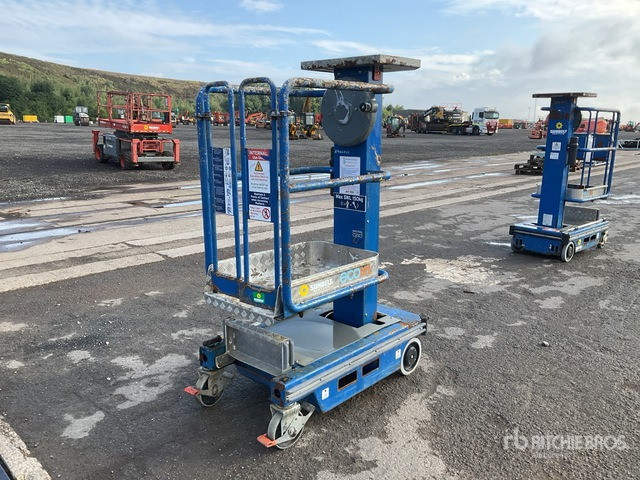 2018 Power Tower ECO Vertical Mast Lift - Plataforma de mástil vertical: foto 1 2018 Power Tower ECO Vertical Mast Lift - Plataforma de mástil vertical: foto 1