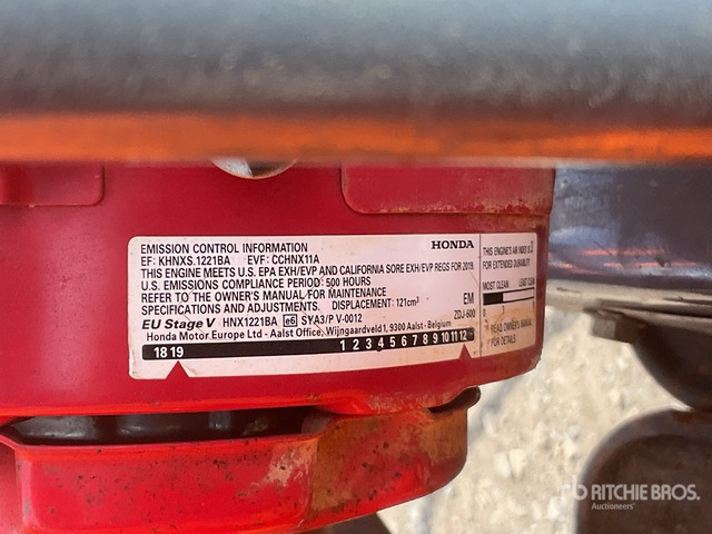 Belle LC3251 Vibratory Plate Compactor - Plancha reversible: foto 5 Belle LC3251 Vibratory Plate Compactor - Plancha reversible: foto 5