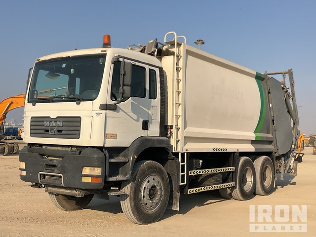 2008 MAN TGA33.360 6x4 Rear Loader Waste Collection Truck - Camión de basura: foto 1 2008 MAN TGA33.360 6x4 Rear Loader Waste Collection Truck - Camión de basura: foto 1
