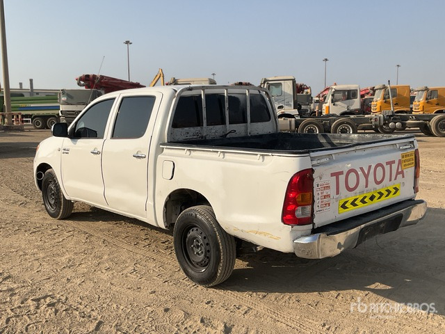 2008 Toyota Hilux 4x2 Crew Cab Pickup - Pick-up: foto 4 2008 Toyota Hilux 4x2 Crew Cab Pickup - Pick-up: foto 4