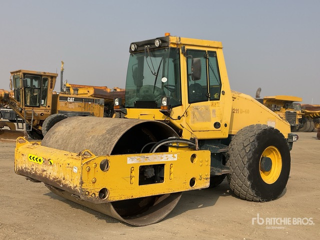 2013 Bomag BW211D-40 - Compactador: foto 1 2013 Bomag BW211D-40 - Compactador: foto 1