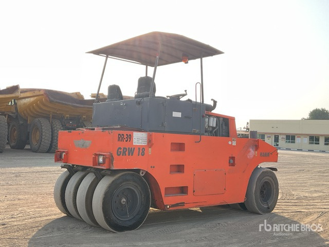 2015 Hamm GRW18 8 Wheel Pneumatic Roller - Rodillo de neumáticos: foto 3 2015 Hamm GRW18 8 Wheel Pneumatic Roller - Rodillo de neumáticos: foto 3