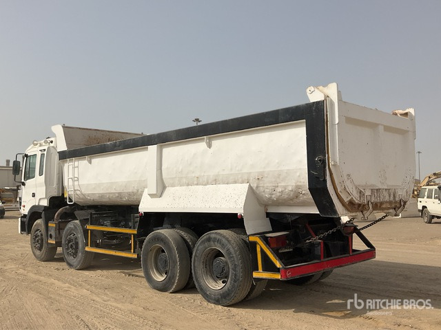 2015 JAC HFC3314KR1 8x4 Twin-Steer Tri/A Dump Truck - Camión volquete: foto 3 2015 JAC HFC3314KR1 8x4 Twin-Steer Tri/A Dump Truck - Camión volquete: foto 3