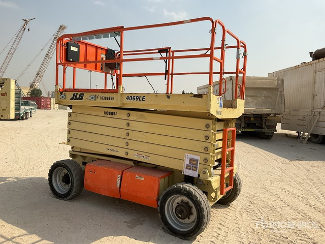 2015 JLG 4069LE Electric Scissor Lift - Plataforma de tijeras: foto 4 2015 JLG 4069LE Electric Scissor Lift - Plataforma de tijeras: foto 4