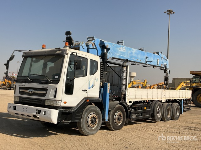 2015 Tata Daewoo Novus SE 2015 Dong Yang SS7506S 20 ton S ... Flatbed Truck with Crane - Camión caja abierta, Camión grúa: foto 1 2015 Tata Daewoo Novus SE 2015 Dong Yang SS7506S 20 ton S ... Flatbed Truck with Crane - Camión caja abierta, Camión grúa: foto 1