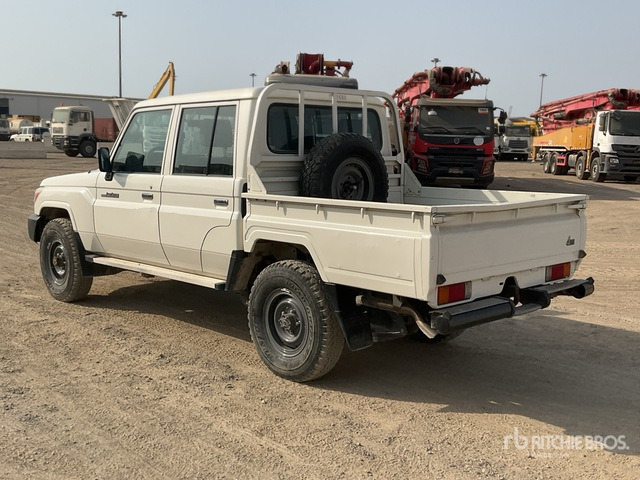 2016 Toyota Land Cruiser 79L 4x4 Crew Cab Pickup - Desbrozadora de martillos/ Trituradora: foto 3 2016 Toyota Land Cruiser 79L 4x4 Crew Cab Pickup - Desbrozadora de martillos/ Trituradora: foto 3