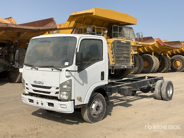 2019 Isuzu NPR 4x2 Cab and Chassis - Camión chasis: foto 2 2019 Isuzu NPR 4x2 Cab and Chassis - Camión chasis: foto 2
