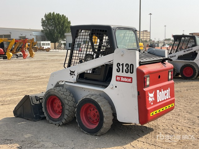 Bobcat S130 - Minicargadora: foto 3 Bobcat S130 - Minicargadora: foto 3