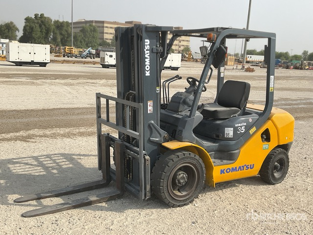 Komatsu FD30T-17 Forklift - Carretilla elevadora diésel: foto 1 Komatsu FD30T-17 Forklift - Carretilla elevadora diésel: foto 1