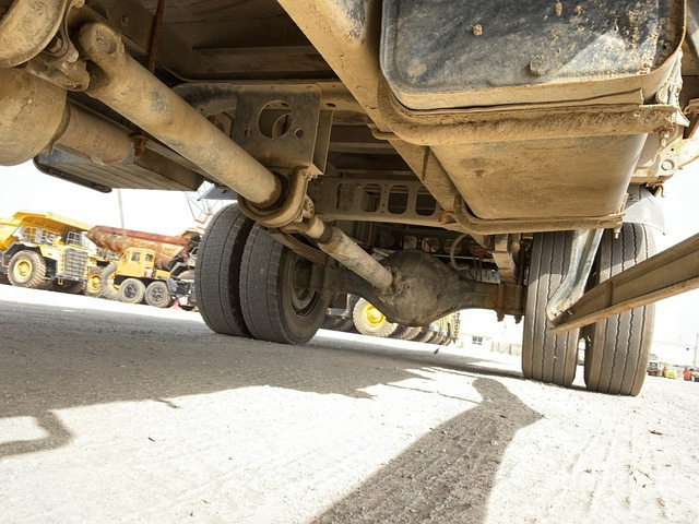 Mitsubishi KK-FK71HJ - Camión caja abierta, Camión grúa: foto 5 Mitsubishi KK-FK71HJ - Camión caja abierta, Camión grúa: foto 5