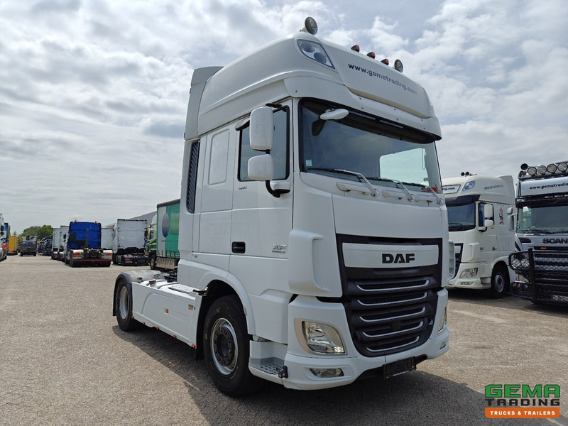 DAF XF 460 FT 4x2 SuperSpaceCab Euro6 - Retarder - Handgeschakeld - Dubbele Tanks - BelgiumTruck - Cabeza tractora: foto 2 DAF XF 460 FT 4x2 SuperSpaceCab Euro6 - Retarder - Handgeschakeld - Dubbele Tanks - BelgiumTruck - Cabeza tractora: foto 2