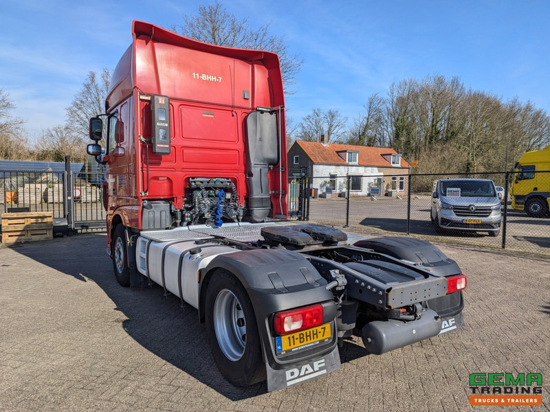 DAF XF 460 FT 4x2 Superspacecab Euro6 - Groot Brandstoffilter - RVS Gereedschapskist - Reservewiel - 07/2025APK - Cabeza tractora: foto 4 DAF XF 460 FT 4x2 Superspacecab Euro6 - Groot Brandstoffilter - RVS Gereedschapskist - Reservewiel - 07/2025APK - Cabeza tractora: foto 4