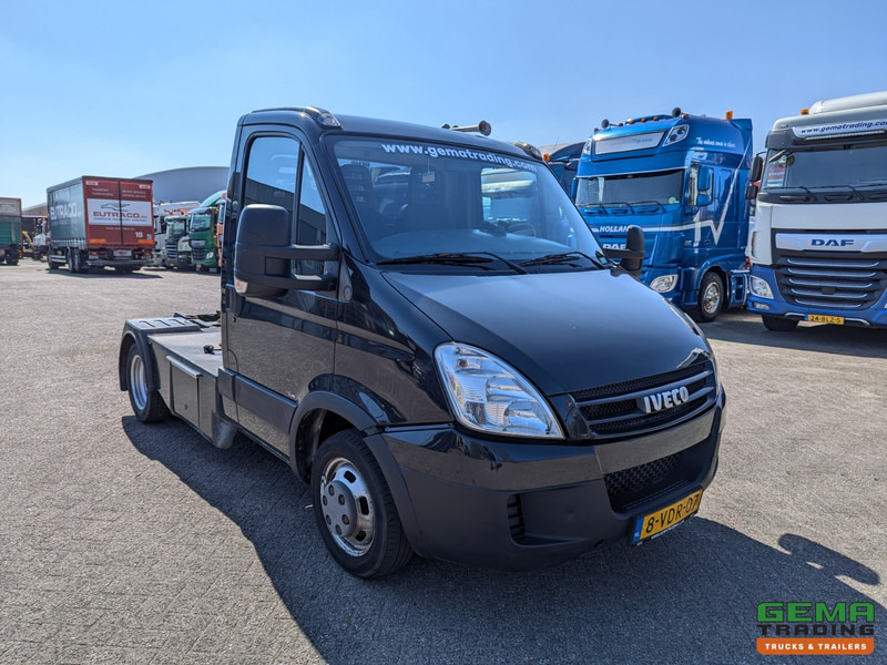 Iveco 35C18/T 4x2 Euro4 - BE-Trekker - 3-Zits - Luchthoorns - NAP - 07/2025APK - Cabeza tractora: foto 2 Iveco 35C18/T 4x2 Euro4 - BE-Trekker - 3-Zits - Luchthoorns - NAP - 07/2025APK - Cabeza tractora: foto 2