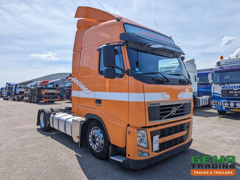 Volvo FH420 4x2 Euro5 FH420 4x2 Globetrotter Euro5 - XLOW - Cabeza tractora: foto 2 Volvo FH420 4x2 Euro5 FH420 4x2 Globetrotter Euro5 - XLOW - Cabeza tractora: foto 2