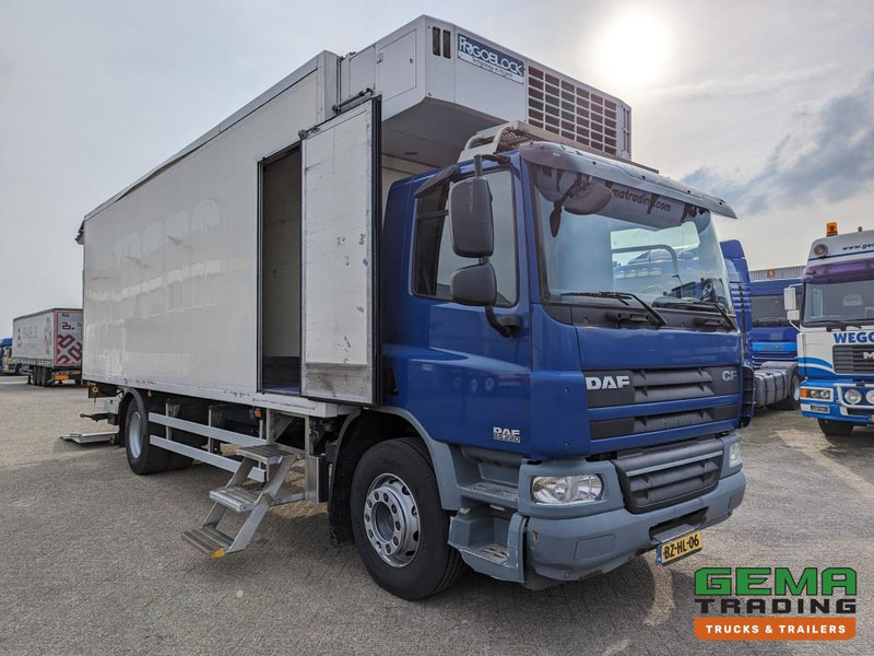 DAF FA CF65.220 4x2 Daycab Euro5 KoelVriesBak 7m + Laadklep 2000kg - FrigoBlock - Zijdeur - Camión frigorífico: foto 2 DAF FA CF65.220 4x2 Daycab Euro5 KoelVriesBak 7m + Laadklep 2000kg - FrigoBlock - Zijdeur - Camión frigorífico: foto 2