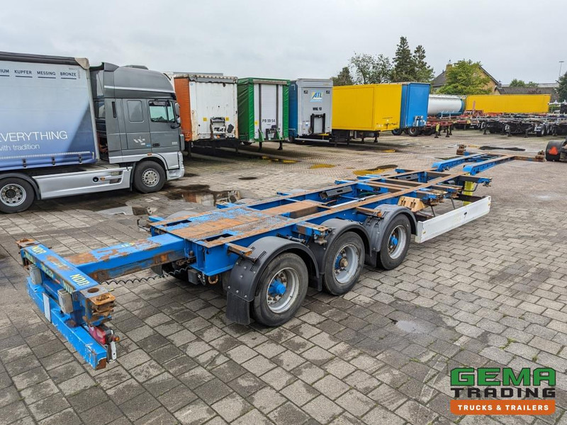 Krone SD 27 3-Assen BPW DrumBrakes - 5280kg - 1x 20FT 2x 20FT 30FT 40FT (O1867) - Semirremolque portacontenedore/ Intercambiable: foto 1 Krone SD 27 3-Assen BPW DrumBrakes - 5280kg - 1x 20FT 2x 20FT 30FT 40FT (O1867) - Semirremolque portacontenedore/ Intercambiable: foto 1