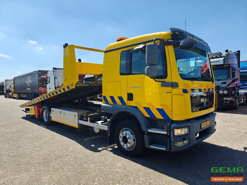 MAN TGM 12.250 4X2 BL DubbelCab 6 Pers. - Falkom FAS6000 + FAL2000 + Dubbele Lier 3600KG - Afstandsbediening - 10/2025 APK - Grua de remolque autos: foto 5 MAN TGM 12.250 4X2 BL DubbelCab 6 Pers. - Falkom FAS6000 + FAL2000 + Dubbele Lier 3600KG - Afstandsbediening - 10/2025 APK - Grua de remolque autos: foto 5