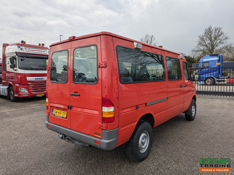 Mercedes-Benz 316 CDI 4x4 Euro3 - 59.000km - 9 Persoons - Lier - 3 Sperren! Hoge en Lage Gearing - Minibús, Furgoneta de pasajeros: foto 3 Mercedes-Benz 316 CDI 4x4 Euro3 - 59.000km - 9 Persoons - Lier - 3 Sperren! Hoge en Lage Gearing - Minibús, Furgoneta de pasajeros: foto 3